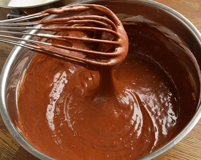 原来蛋糕制作如此简单,做出来的慕斯蛋糕太硬怎么回事