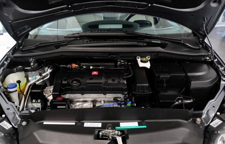 手握30万选汽车还是摩托,手握3万买什么车