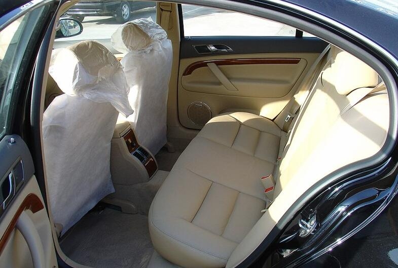 手握30万选汽车还是摩托,手握3万买什么车