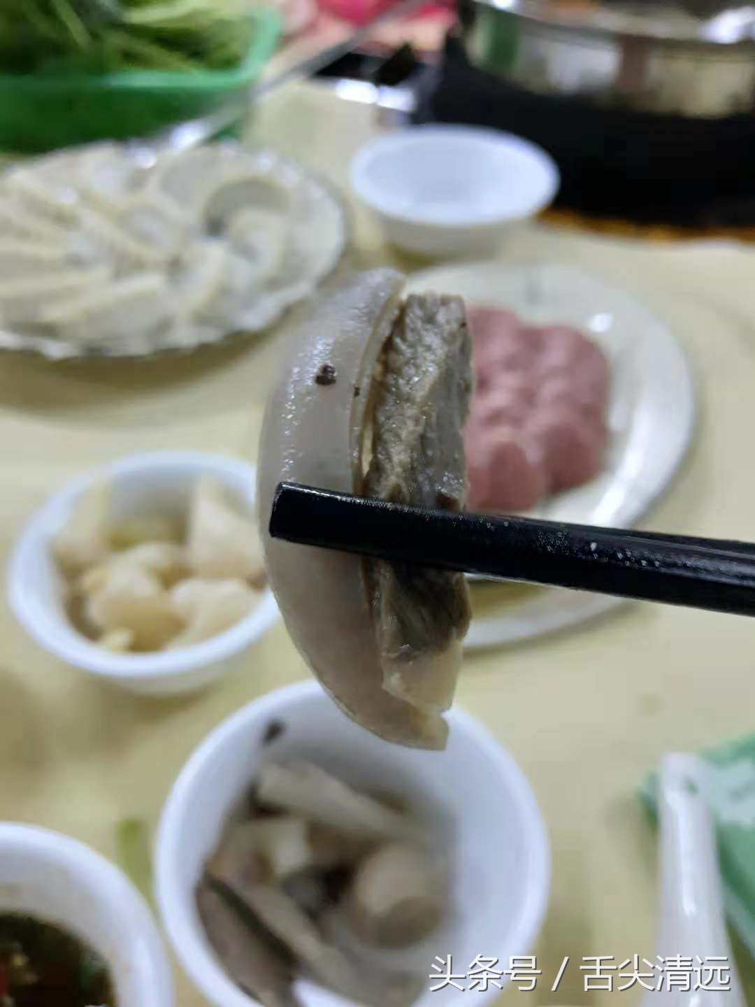 记得暴龙哥那两只驴仔吗?来清远了,人们都到这排队宠幸,爆场!