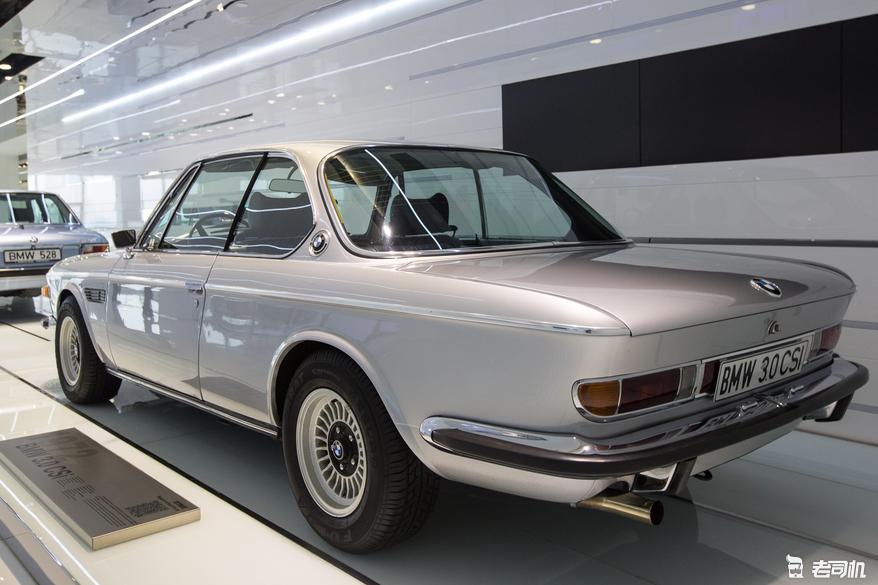 经典老车宝马z8,宝马507和z8