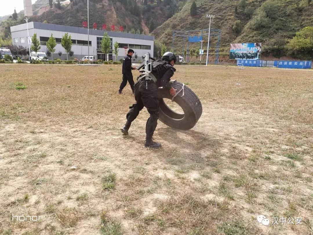 汉中公安特警大练兵,汉中市巡特警大练兵