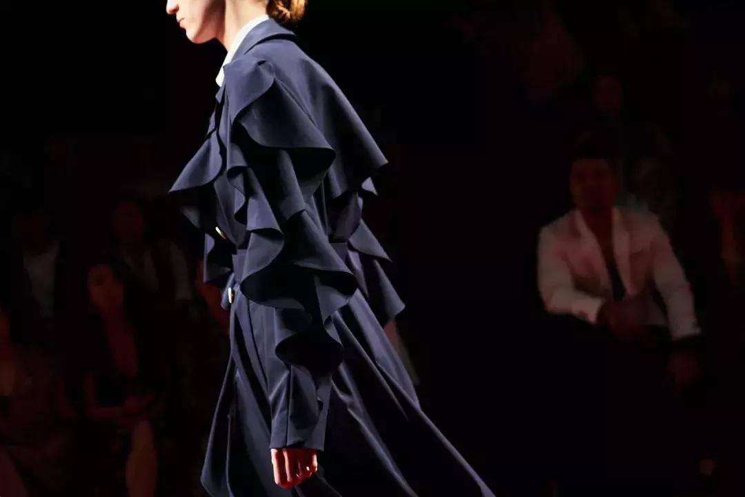 上海时装周看见最美摩登中国风,上海时装周看秀