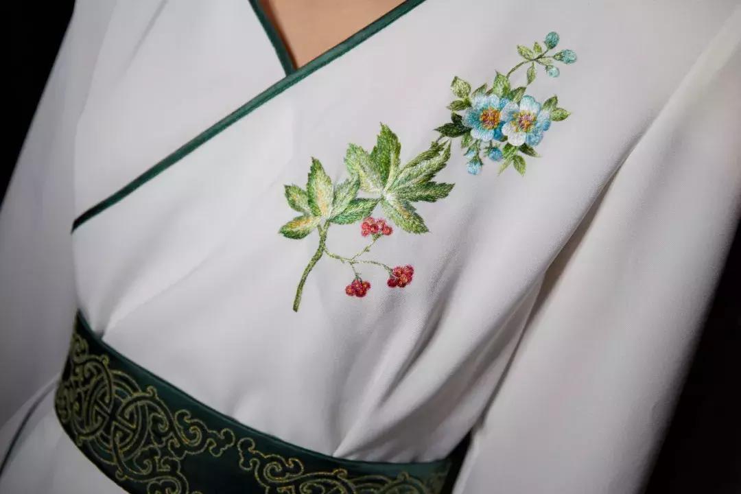 上海时装周看见最美摩登中国风,上海时装周看秀