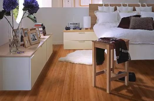 强化地板泡水了怎么处理,强化地板泡水怎么补救