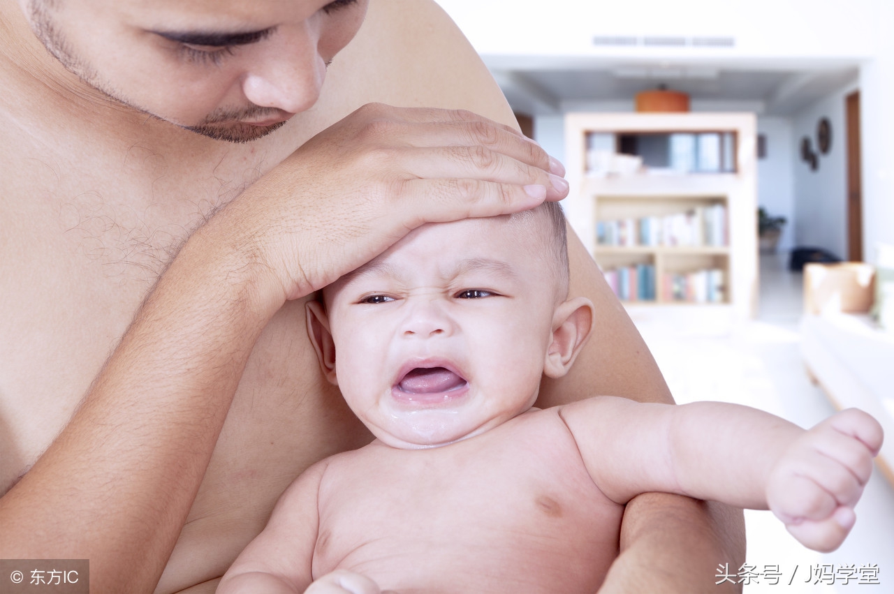 分辨儿童发烧,宝宝发烧症状判断及处理