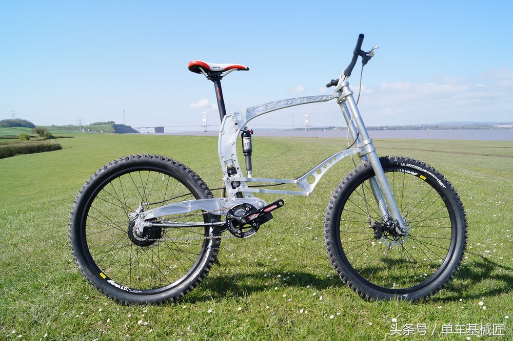 大神速降自行车,速降自行车需要掌握的技巧