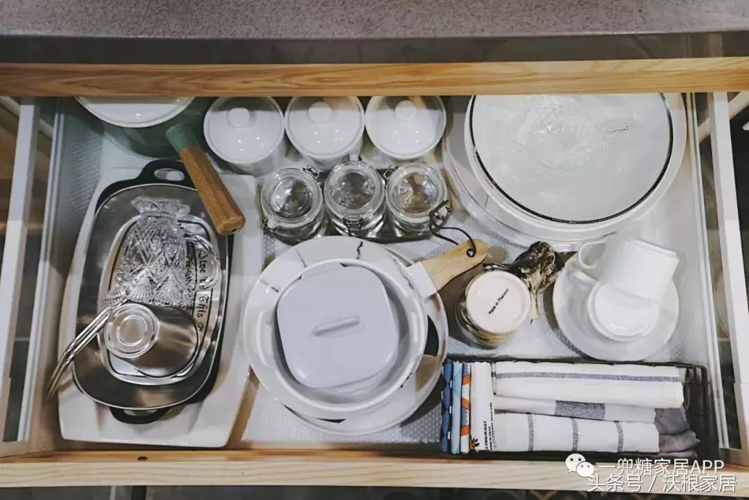 鸡肋厨房神改造,效果堪比整(huan)容(tou)