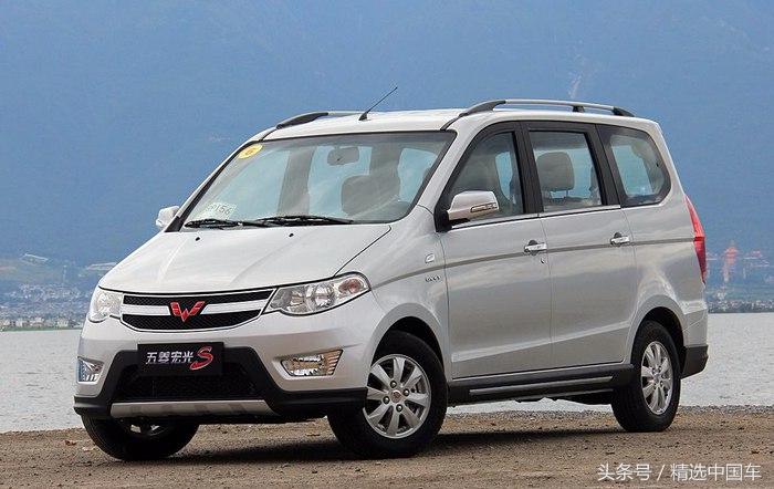 五菱宏光更换鲨鱼天线,五菱宏光改装鲨鱼鳍