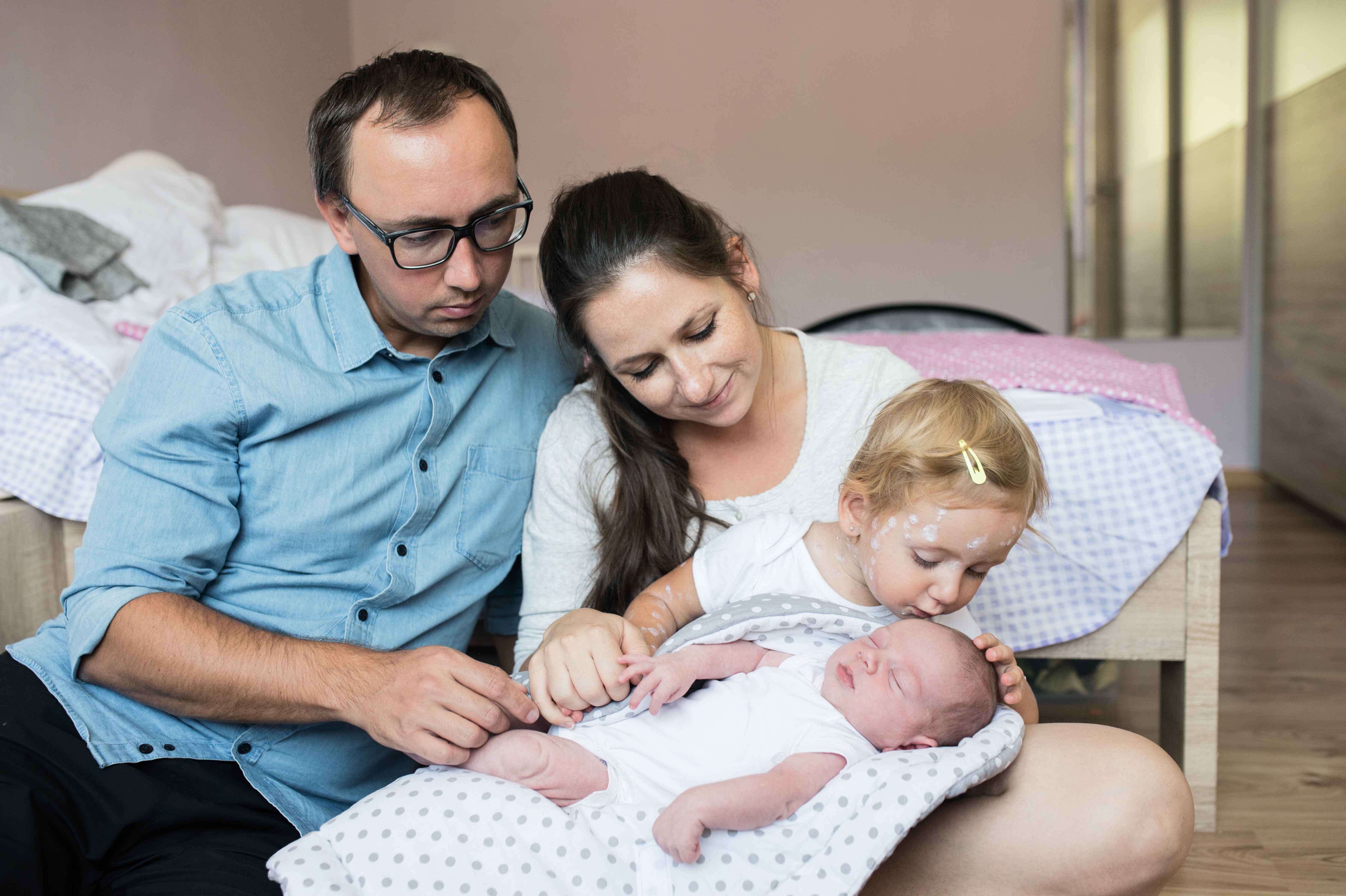 婴儿才是母亲最大的敌人,婴儿早期亲密关系