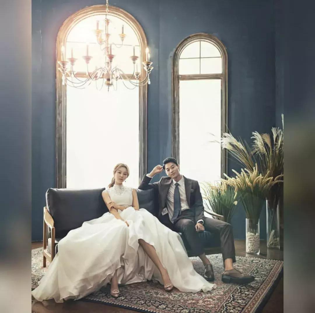 小个子拍婚纱照能拍出高级感,婚纱照拍摄怎么摆姿势更上镜