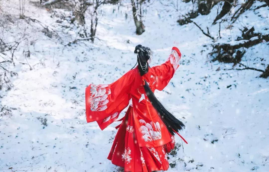 周末全家进山休闲玩嗨,全家出游赏花