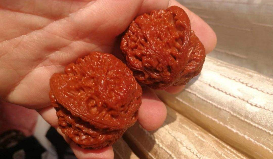 彻底走下神坛的文玩核桃,核桃逆袭