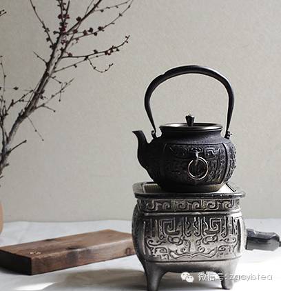 买铁壶还是银壶,铁壶如何选购