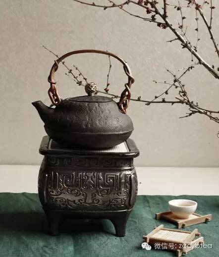 买铁壶还是银壶,铁壶如何选购