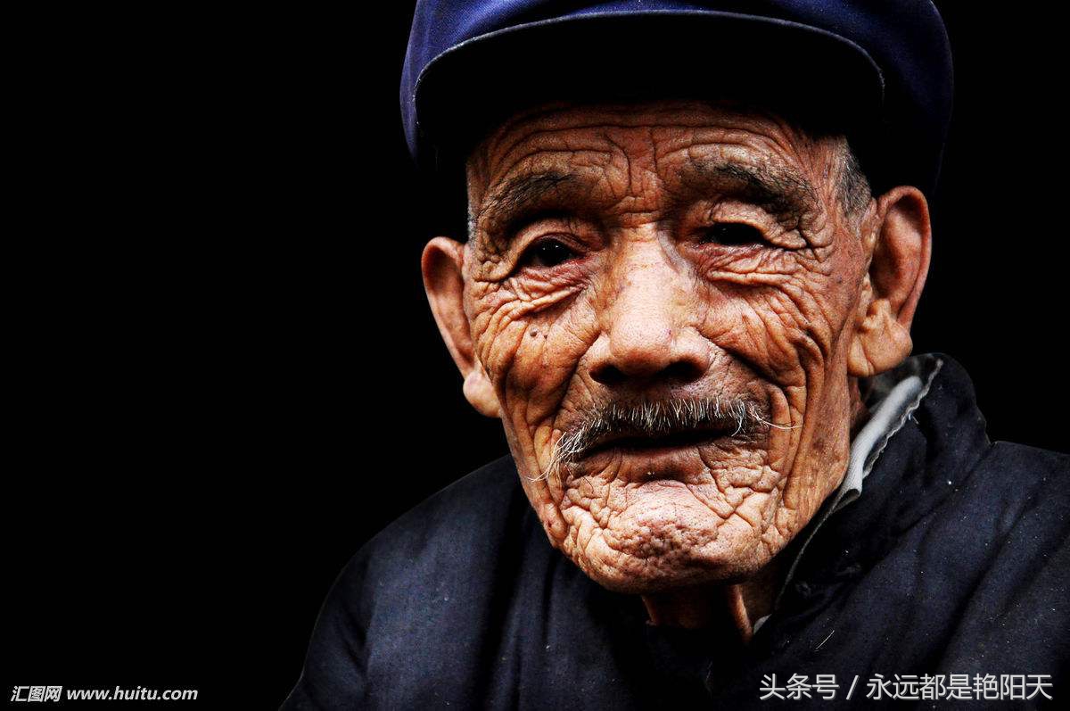 老农们不爱看篮球，足球……（诗歌）