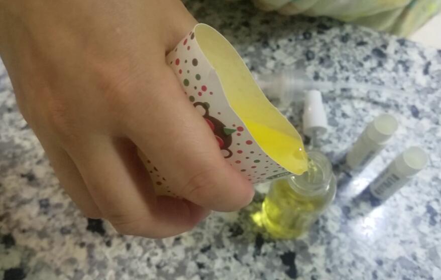 湿疹结痂后还痒是又要反复吗,宝宝湿疹痒得睡不着怎么缓解