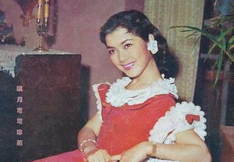 美国的佳人有玛丽莲梦露，英国的佳人有奥黛丽赫本，天朝有她足矣