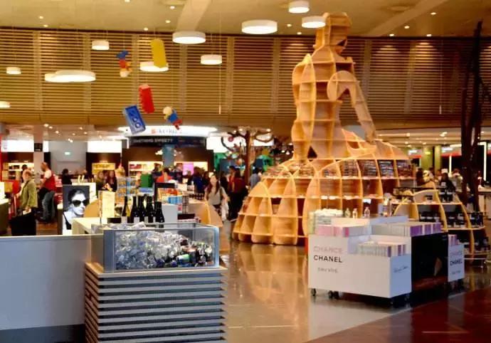 欧洲机场免税店,巴黎机场免税店可以优惠多少