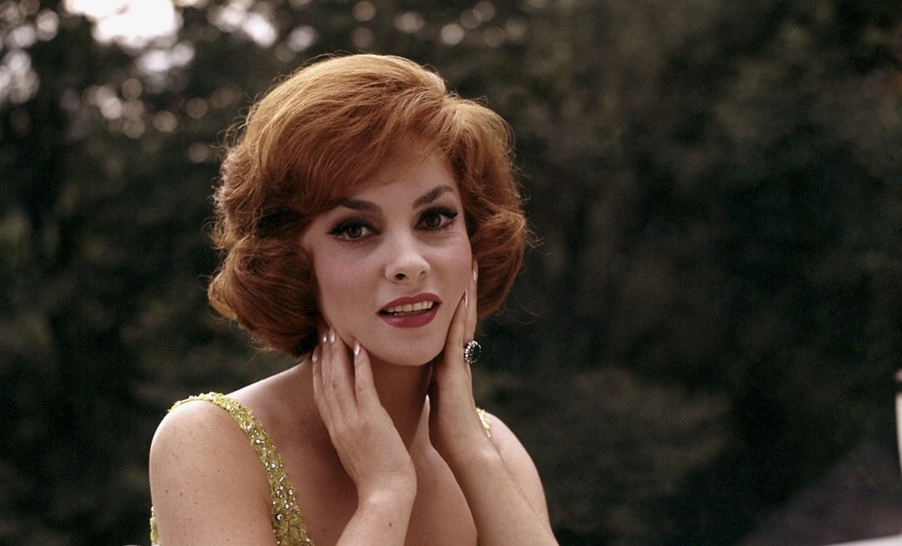 意大利十大顶级时尚女星,意大利时尚风情美女