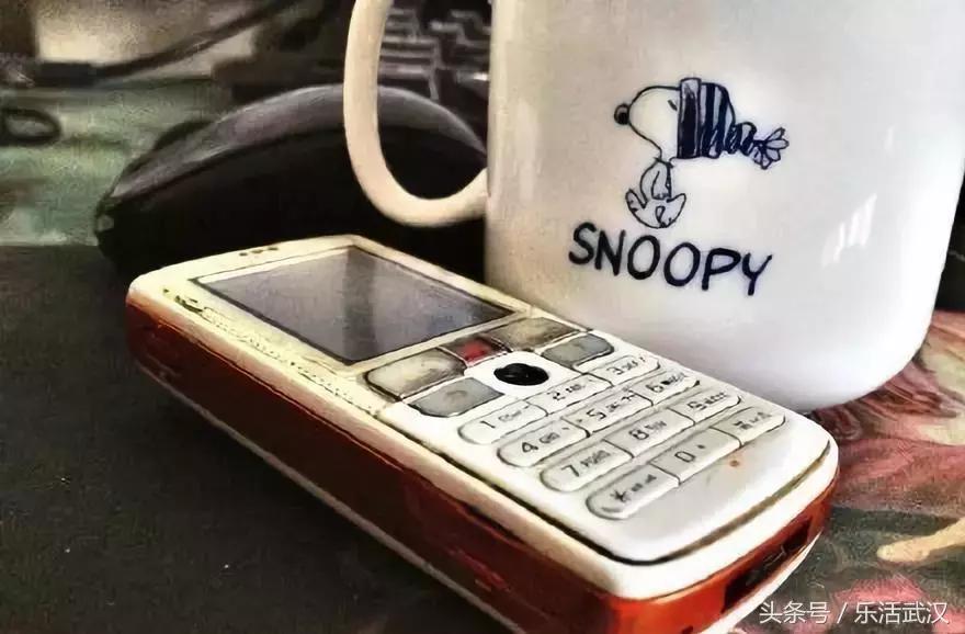 你还记得第一部手机吗,你还记得你人生第一部手机吗