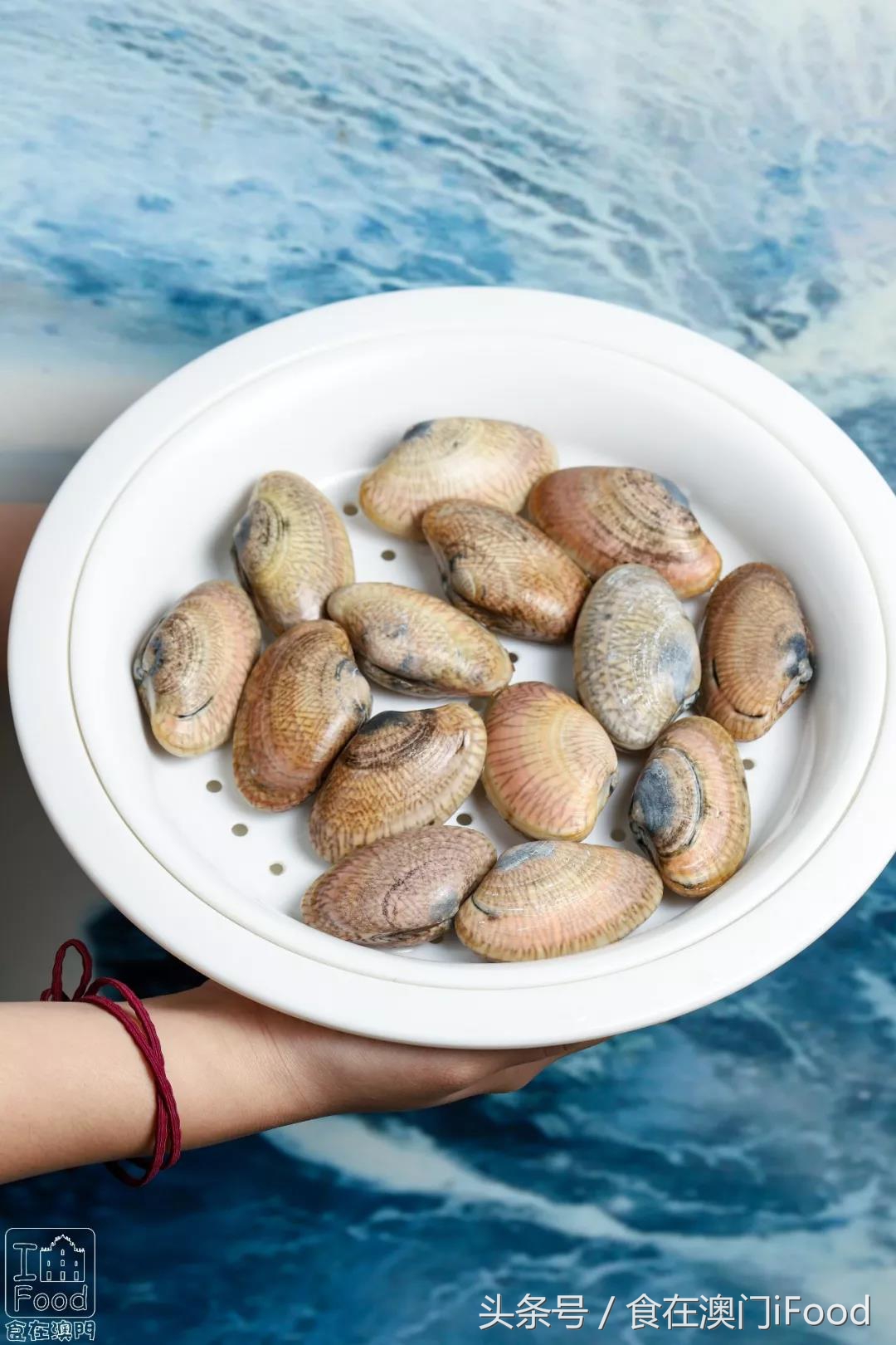 海鲜火锅探店点赞最高的,爆款海鲜火锅探店