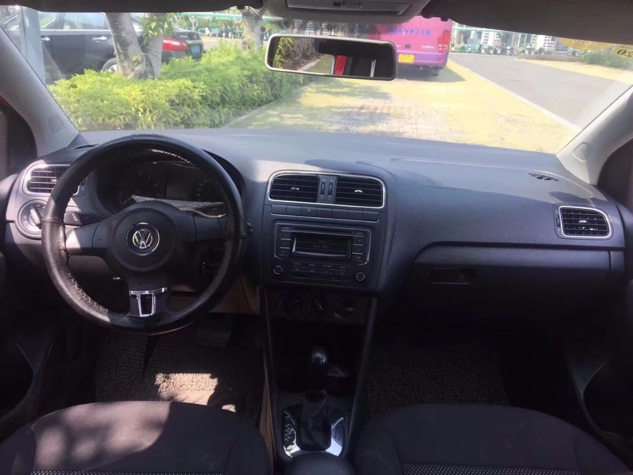 红红火火2014年大众polo，1.6自动实表5万多公里