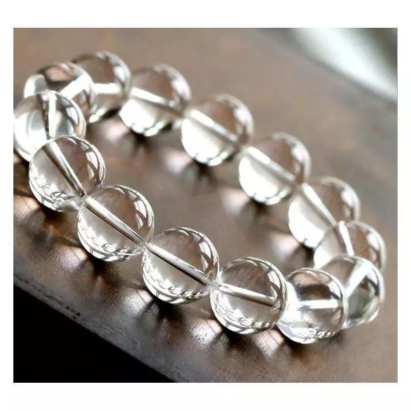 属鸡人佩戴什么更辟邪招财转运呢,适合女士戴的招财首饰