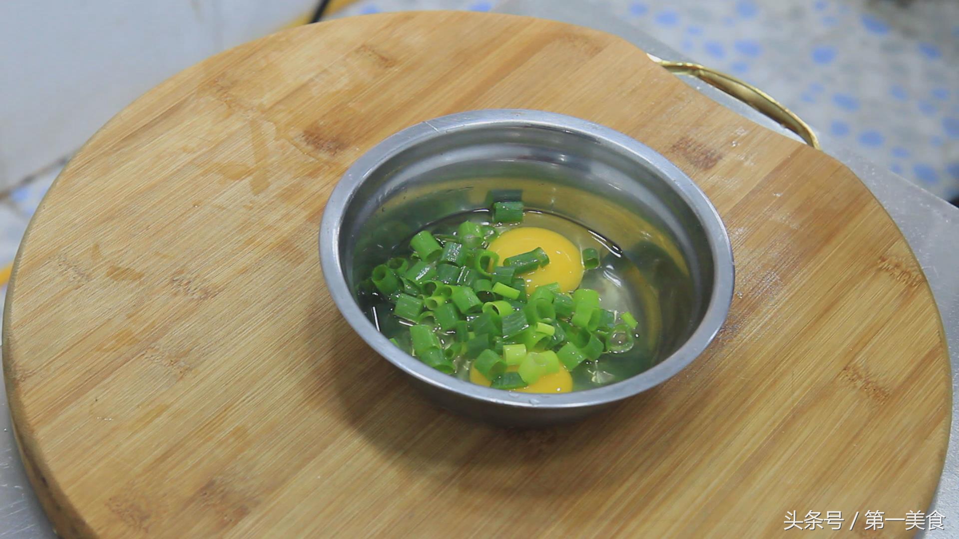 面点师老莫鸡蛋灌饼,面点师教你做鸡蛋饼