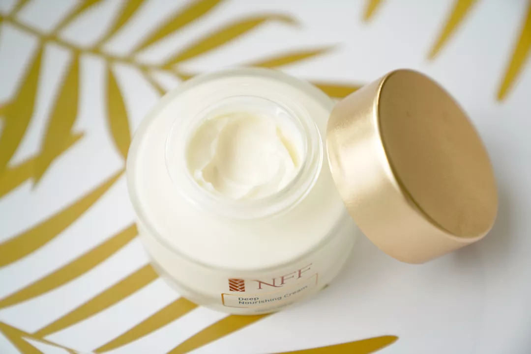 海蓝之谜面霜真的那么好用吗,一款不油腻的面霜