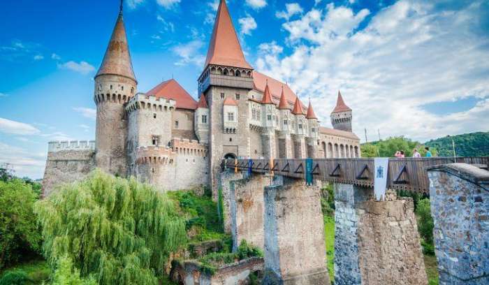 欧洲十大旅游城堡排名,世界旅行景点排名