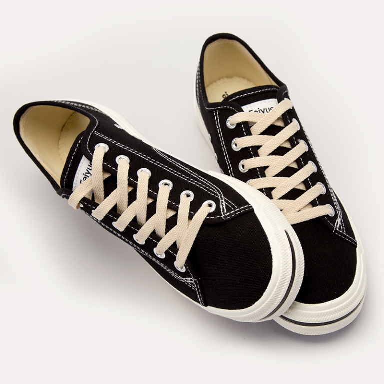 小黑鞋小白鞋名牌,小黑鞋超好看