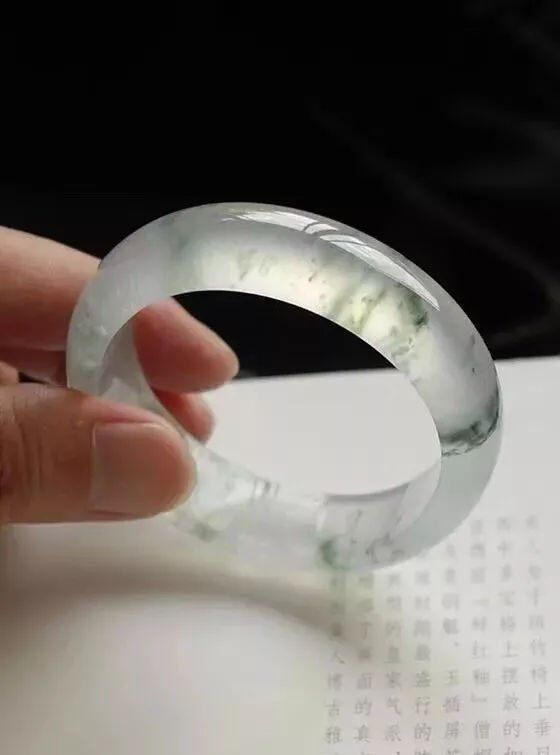 30余件翡翠全是假货,花了4万5买来的7个翡翠却全是假货