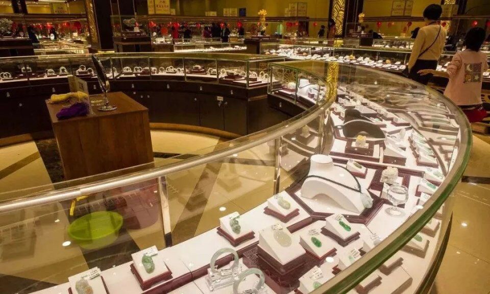 30余件翡翠全是假货,花了4万5买来的7个翡翠却全是假货