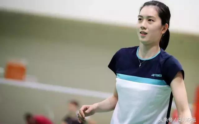 坚持打羽毛球的女生,坚持跑步的女生有多厉害