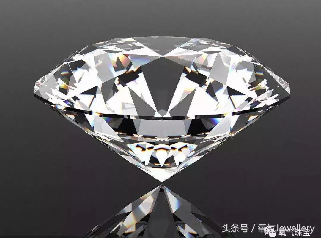 钻石对于女人的魅力,女人为什么对爱情如此执着