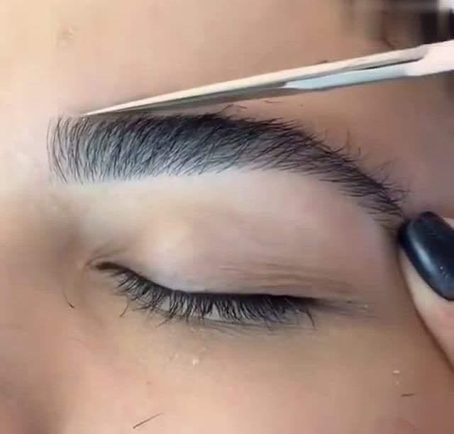 眉毛画出来为啥那么粗糙,眉毛画得太生硬怎么办