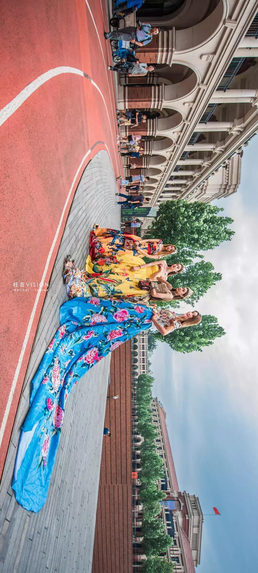 八十载体育圣地，新世纪民园广场