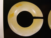 古玉塑料质感,黄色古玉一般什么材质