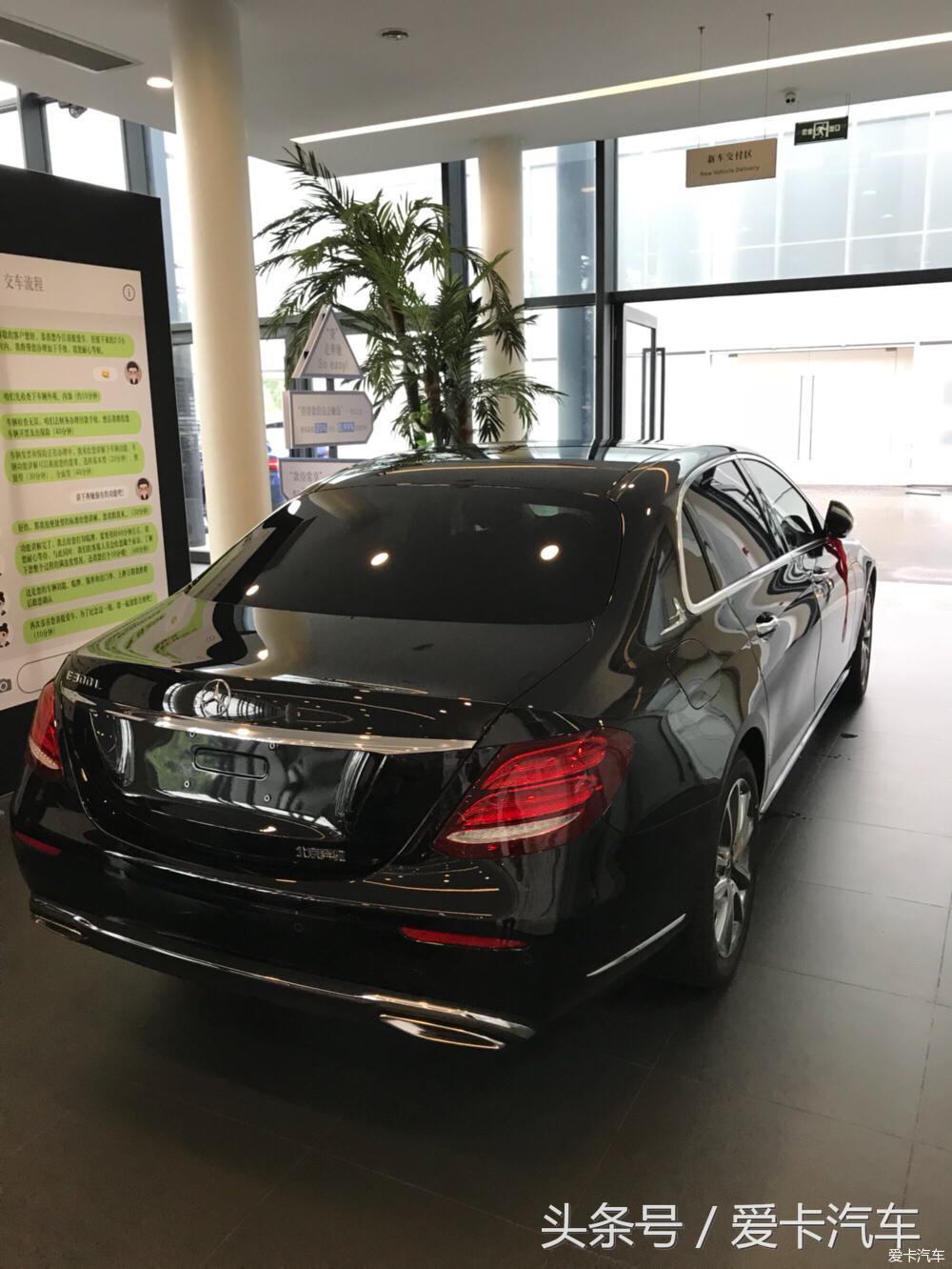 奔驰e级提车内饰棕色,奔驰e级提车作业