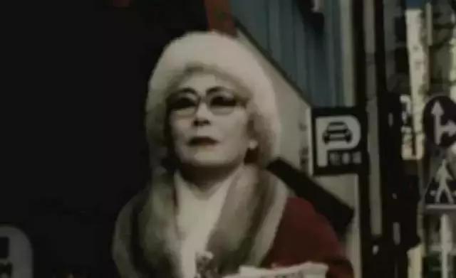 日本一*女妓**站街60年，拉客到74岁，等着一个永远等不到的嫖客