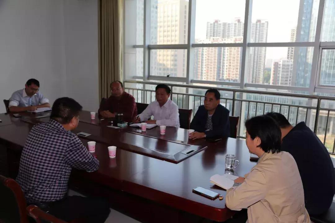 华联超市涉事员工回应,华联超市涉事员工被辞退