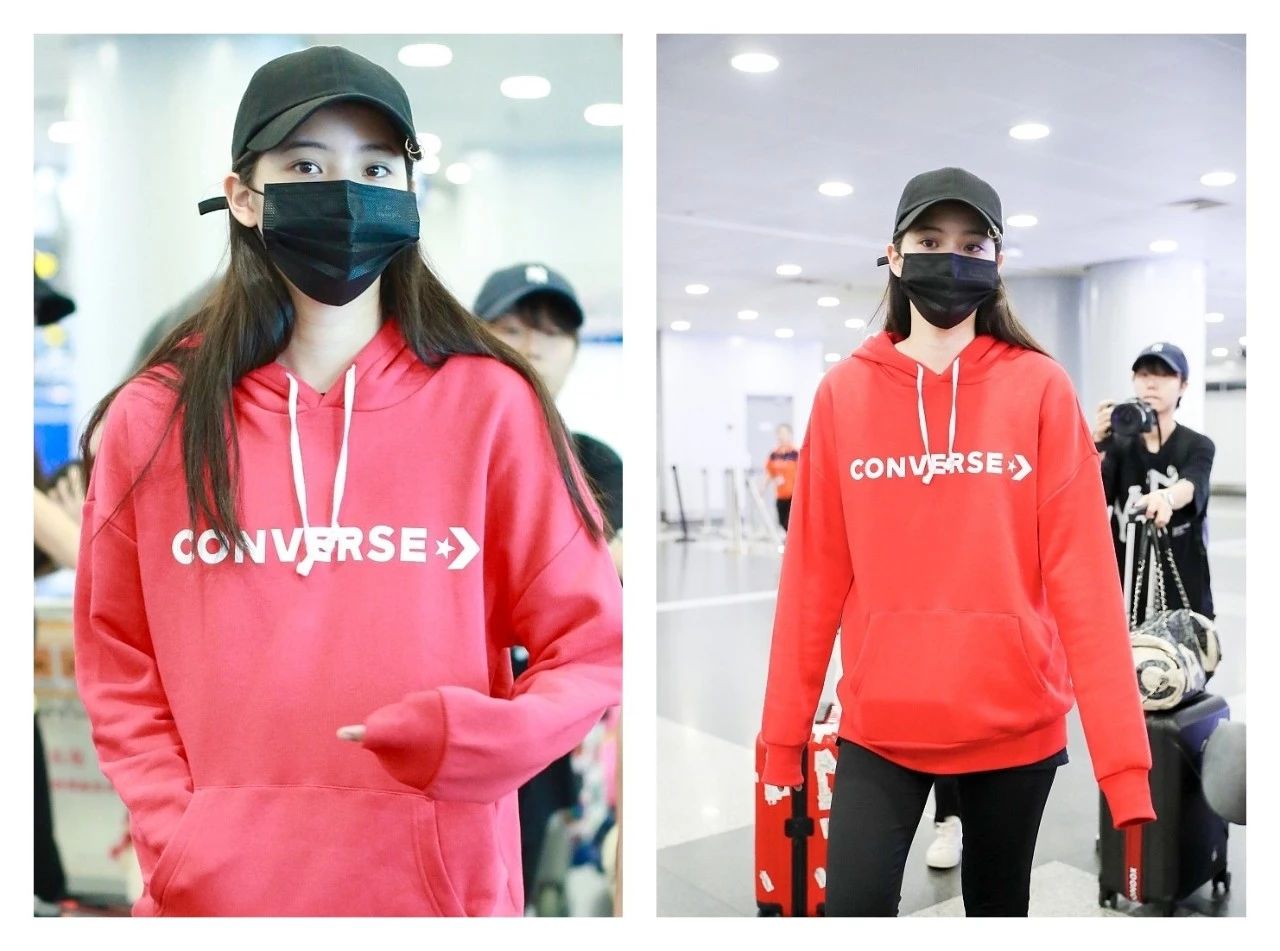 周冬雨穿牛油果绿连衣裙,周冬雨穿芭莎裙