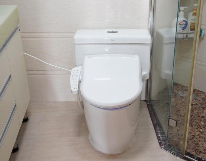 第一次体验智能水疗马桶,第一次使用智能马桶盖体验