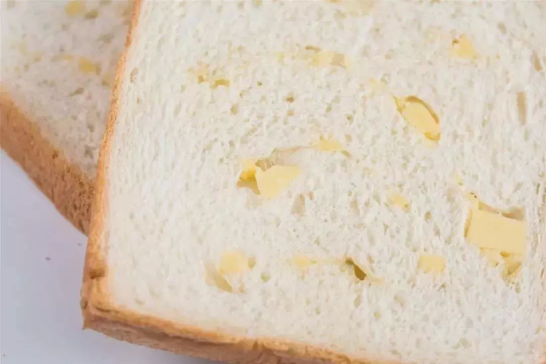 想买包？不用存钱不用代购！乐峰限量包包免费送，展开吸包大计！