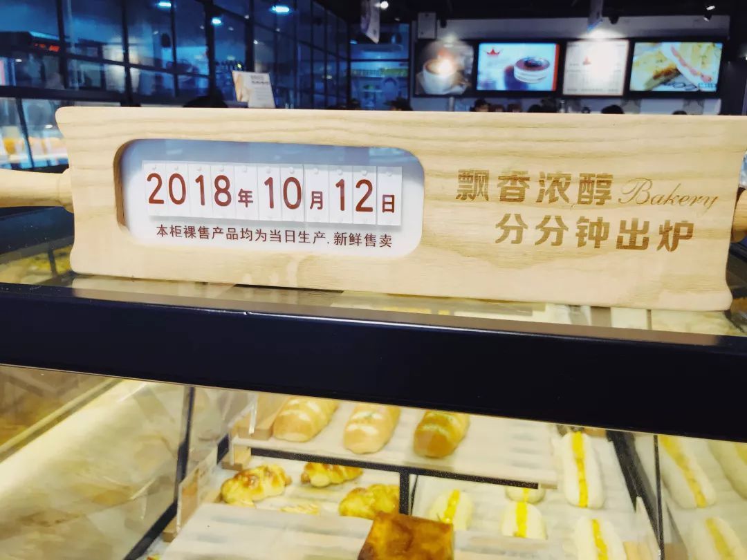 想买包？不用存钱不用代购！乐峰限量包包免费送，展开吸包大计！