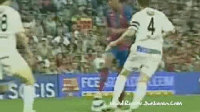 小罗内胯假动作过人,实况足球手游小罗假动作教程