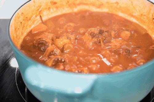 珐琅锅外面的污渍如何清洗,珐琅锅的污渍怎么清洗