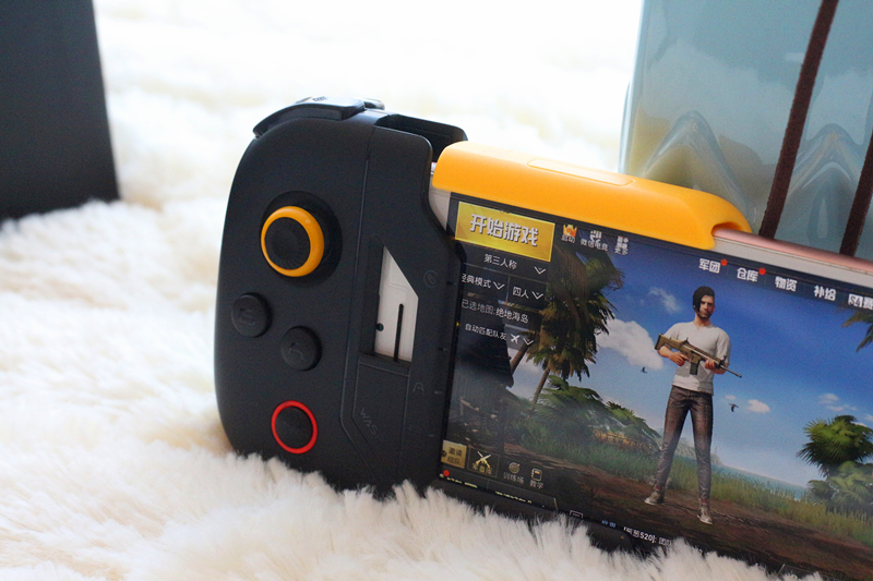 飞智黄蜂手柄吃鸡视频,飞智黄蜂游戏手柄推荐