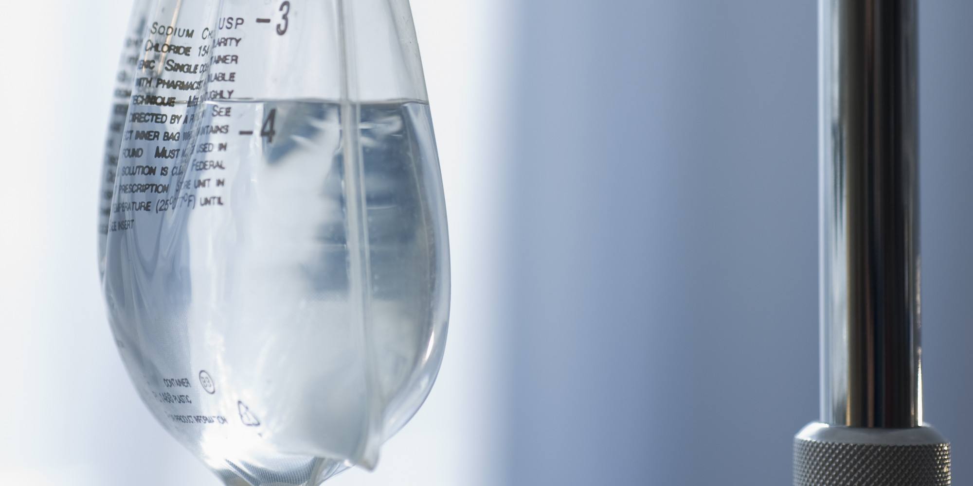 刀伤口用碘伏还是用碘酒消毒好,酒精碘酒红药水哪个消毒方法好